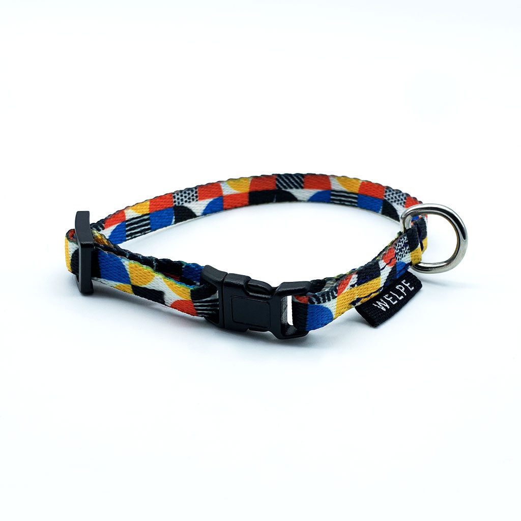 collar para gato estampado tricolor azul, amarillo y negro